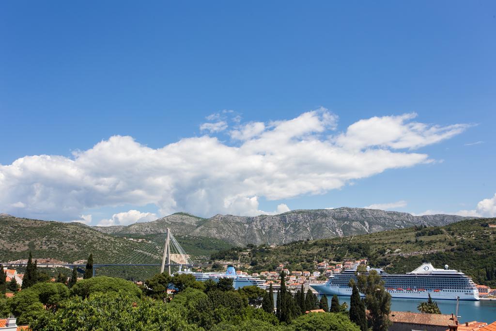 Apartman Laledo *