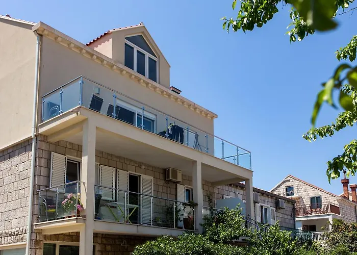 Apartments Laledo